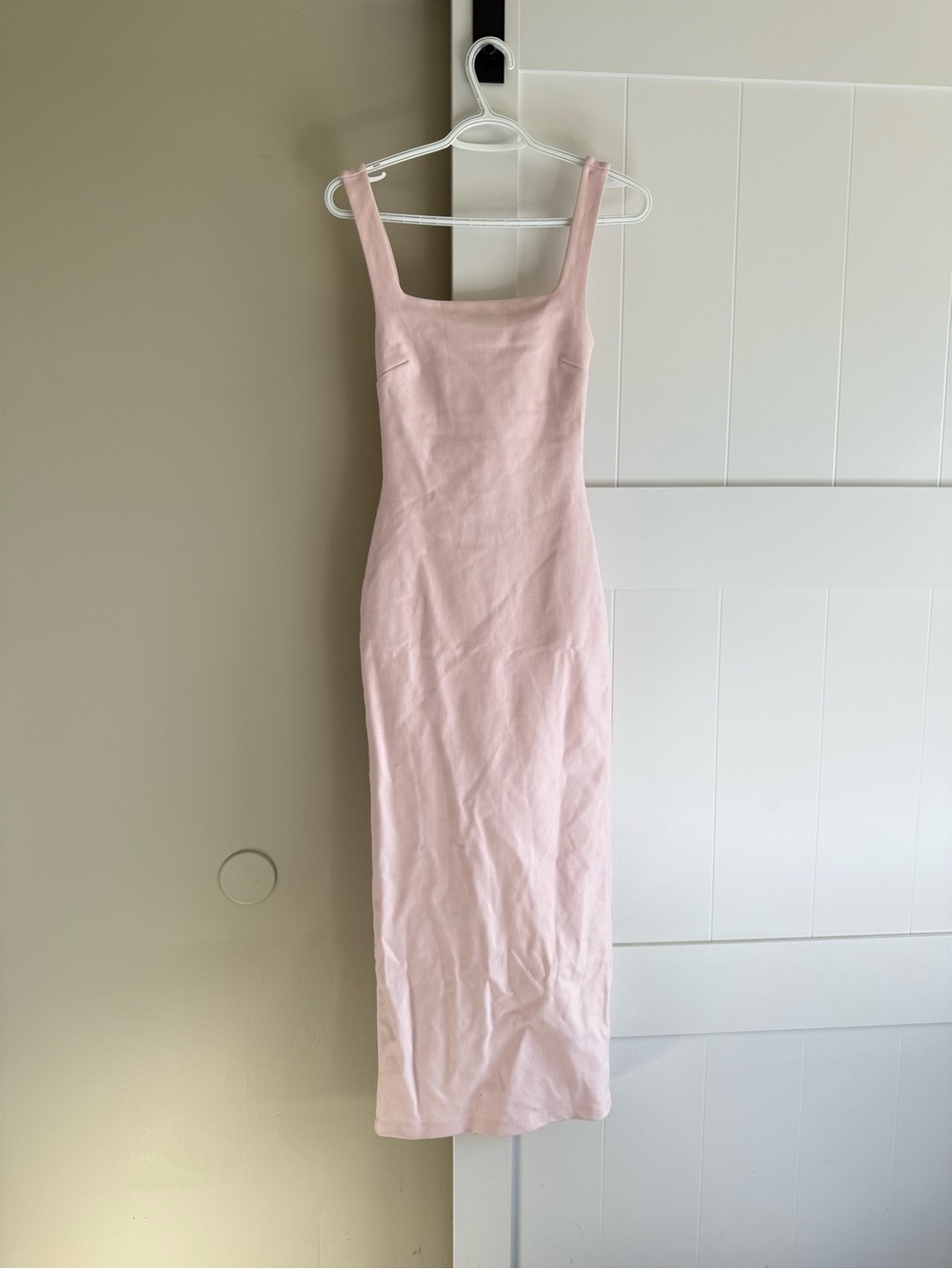 Dynamite Elegant Square-Neck Pink Midi Dress